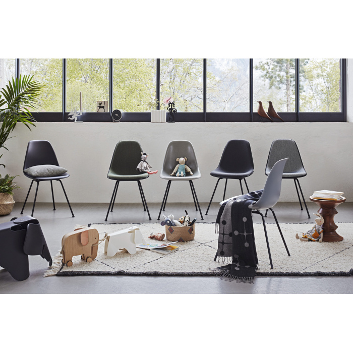 Vitra Eames Plastic Side Chair DSX