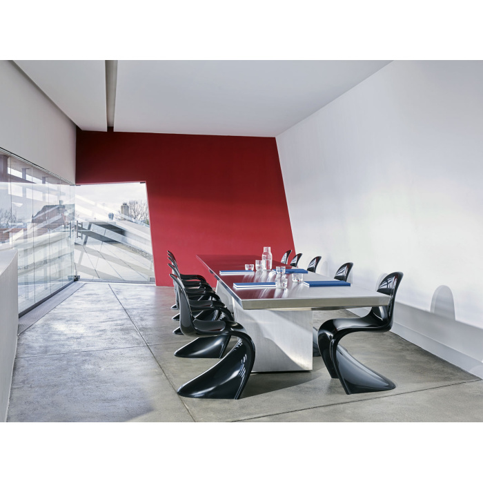 Panton Chair Classic arhitekt Zaha Hadidi Feuerwehrhausis - Vitra Campus, Weil am Rhein