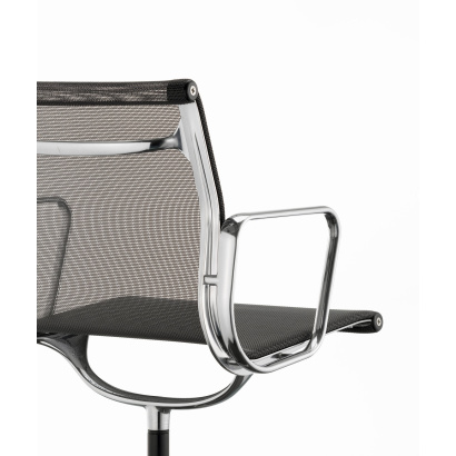 Vitra Aluminium Chair EA 104 võrk Netweave kroomitud raamiga