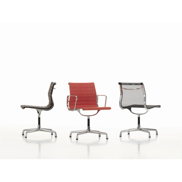 Vitra Aluminium Chair toolid EA 101 ja EA 103