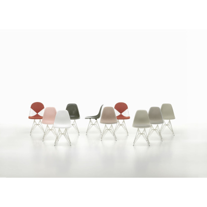 Vitra Eames Fiberglass Side Chair DSR