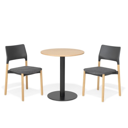 Kusch+Co Arn toolid ja Tezo laud