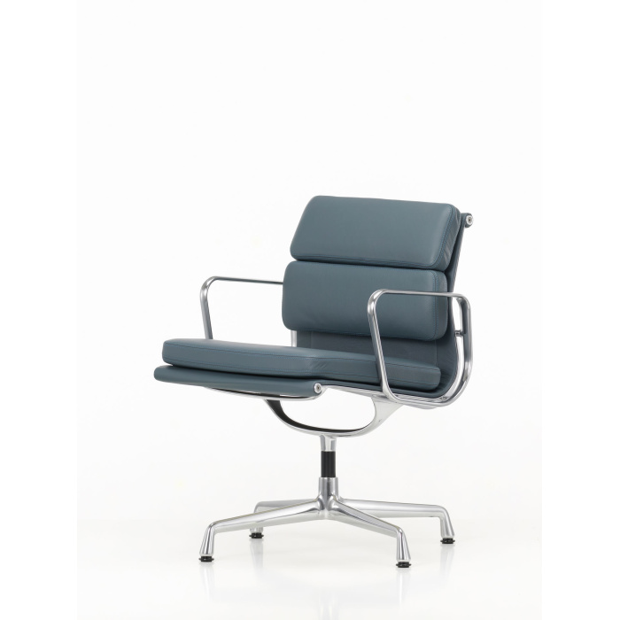 Vitra_Soft Pad Chair EA 207