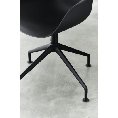 Wilkhahn Yonda Chair 320 4haruline metalljalg